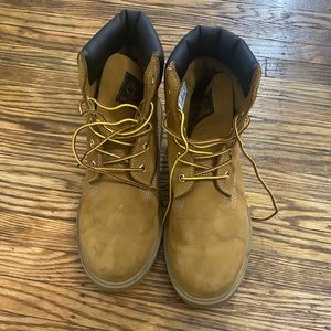 Boys Timberland Boots worn once